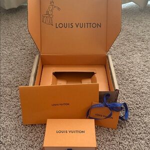 LV slide out box - authentic
